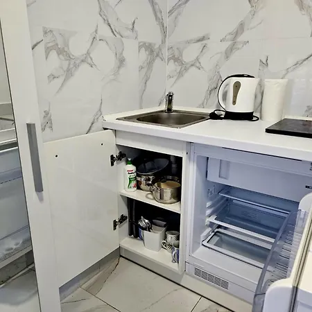 Astoria I Przy Campingu Biala Mewa *