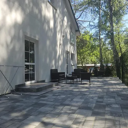 Pensión Astoria I Przy Campingu Biala Mewa Dźwirzyno