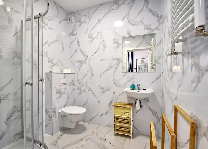 Pensión Astoria I Przy Campingu Biala Mewa *